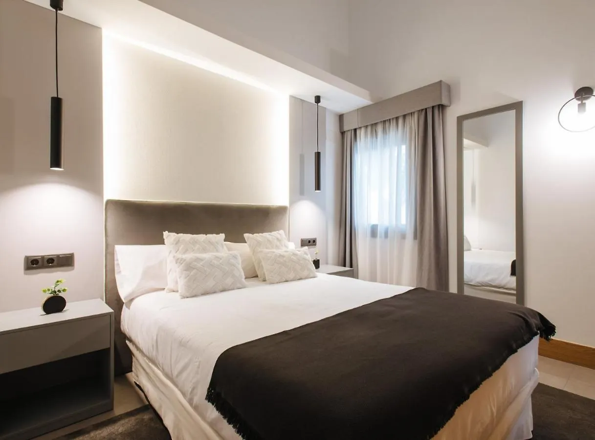 Guadalupe 15 By Magno Apartments Siviglia