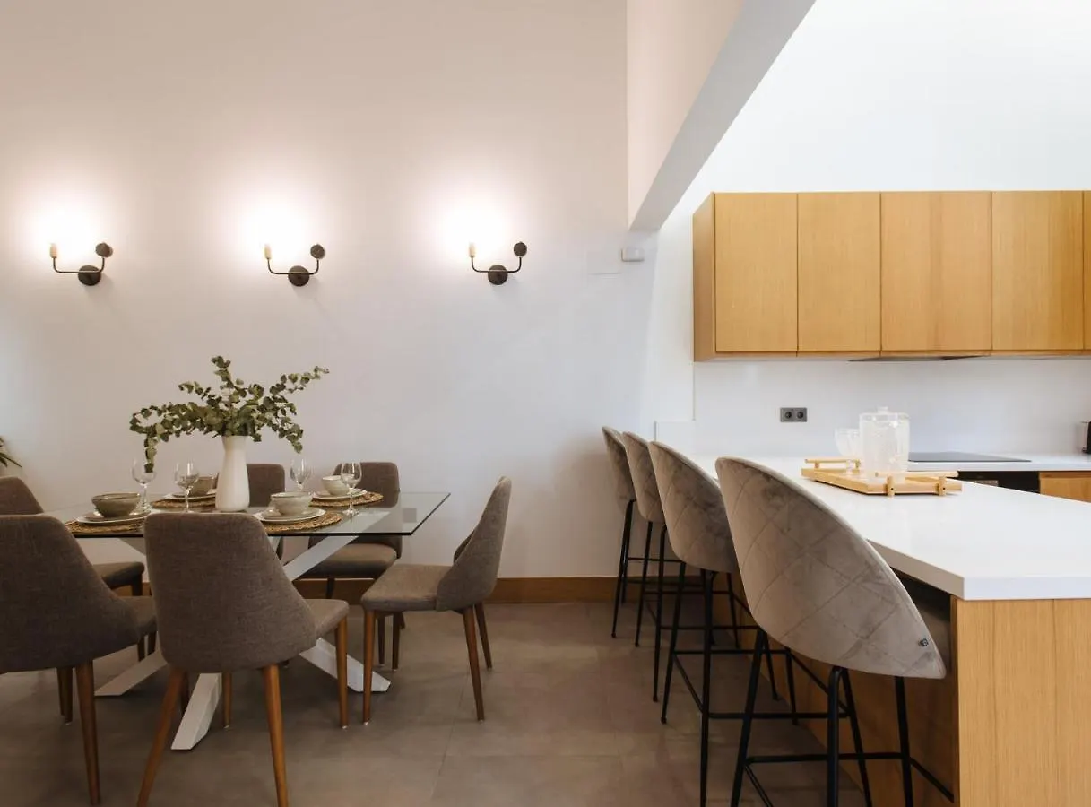 Guadalupe 15 By Magno Apartments Siviglia 0*,